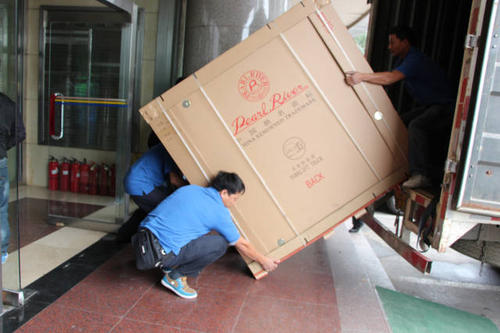 城东钢琴贵重工艺品无忧运